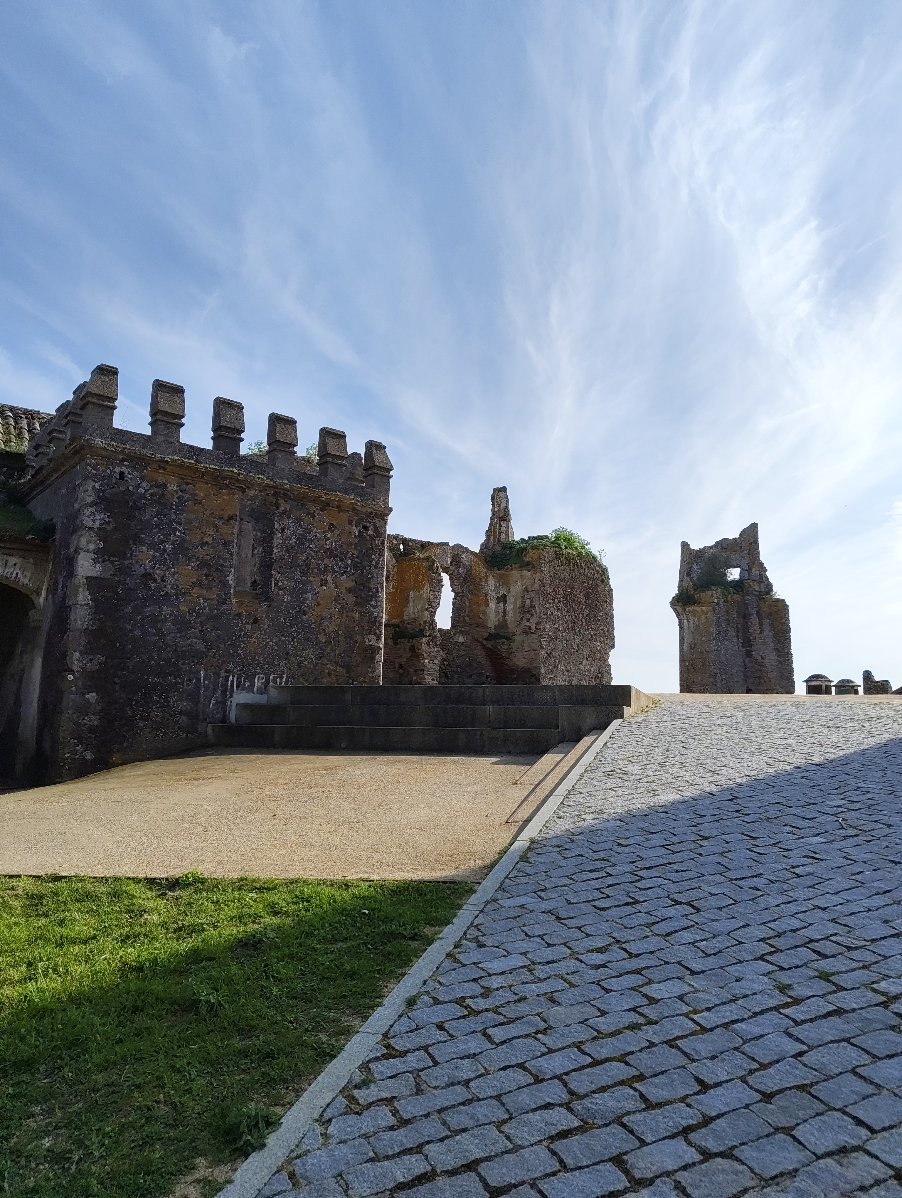 Medieval battlements of Óbidos castle